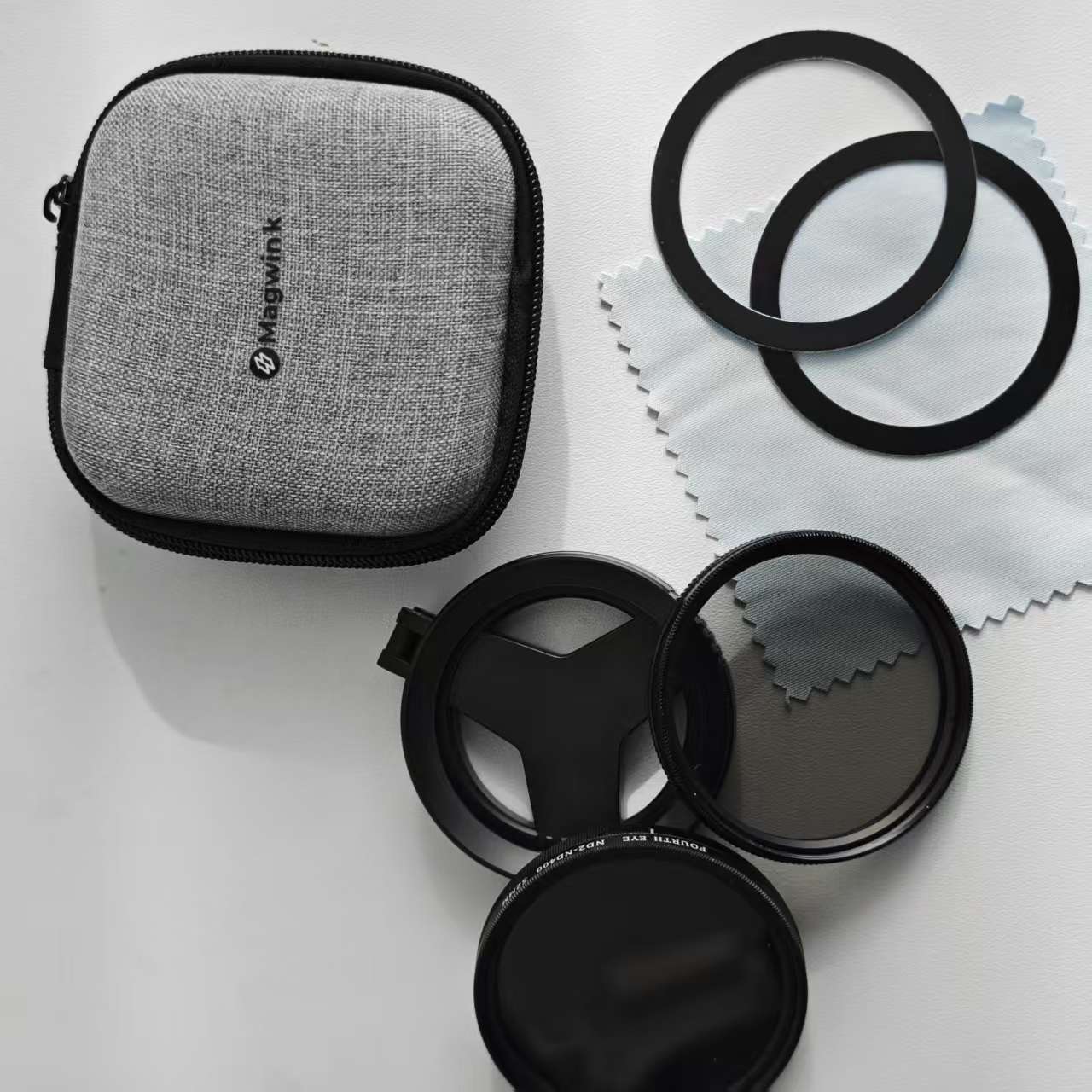 Magwink PZ300 Magsafe Polarizing Filter 52mm Magwink
