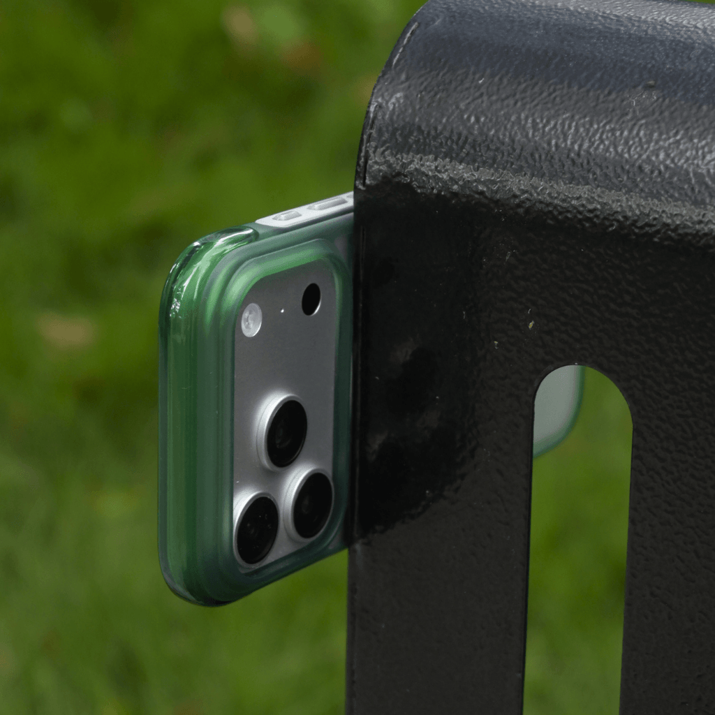 Magwink 360° Stand MagSafe Case for iPhone 17 Pro / Pro Max