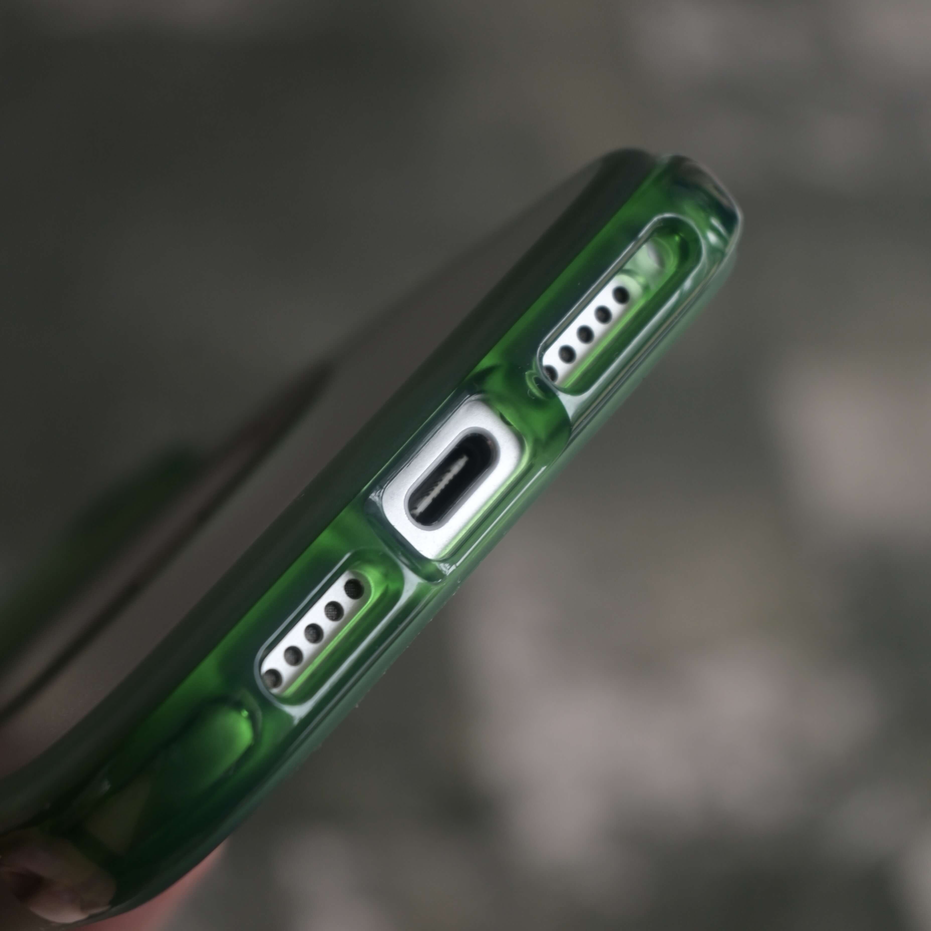 Magwink 360° Stand MagSafe Case for iPhone 17 Pro / Pro Max